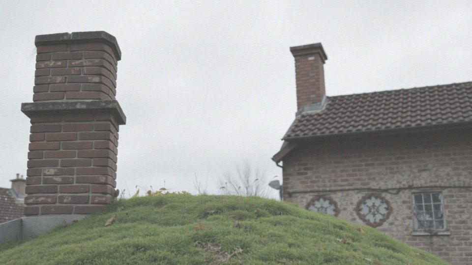 Jakie są przyczyny nieprzyjemnego zapachu z komina?