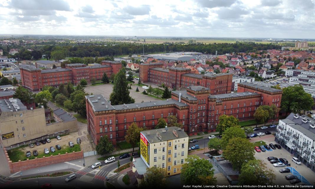 Budowa napisu 3D promującego Stargard w Parku Jagiellońskim