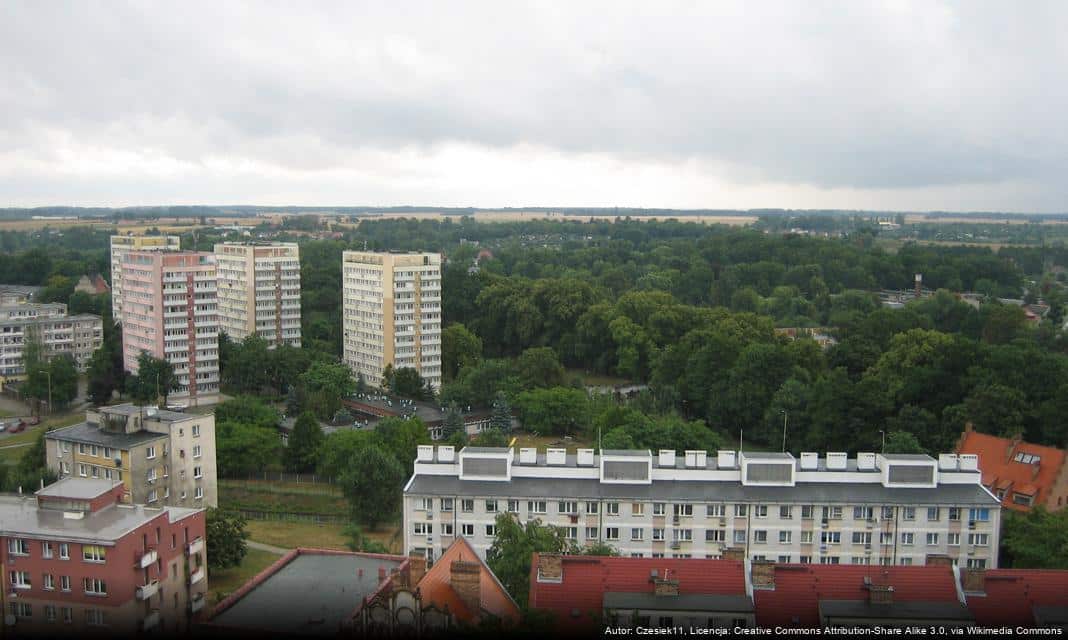 Porządki w Stargardzie: Usunięcie nielegalnych kontenerów na odzież używaną